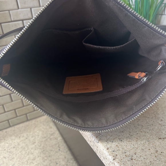 💜 Coach Canvas Stripe Shoulder Bag - Picture 2 of 7